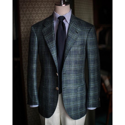 390118 by B & Tailor